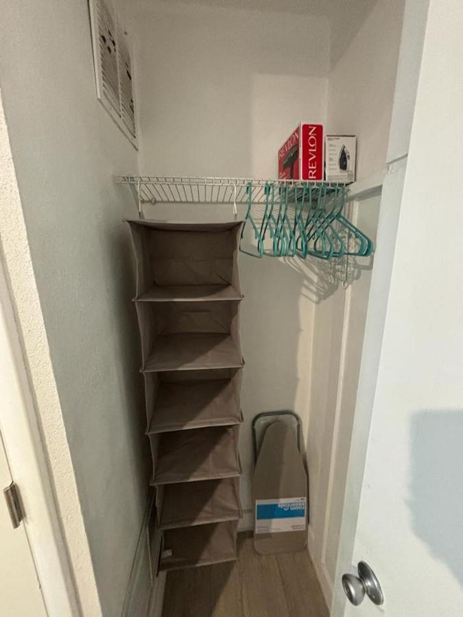 Nice 2 Twin Bedroom - Best Central Location In Miami - Luggage Storage, Parking And Laundry For Free!!!! المظهر الخارجي الصورة